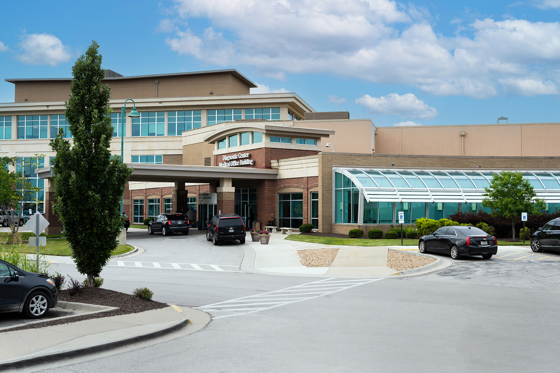 Saint Luke's East hospital 