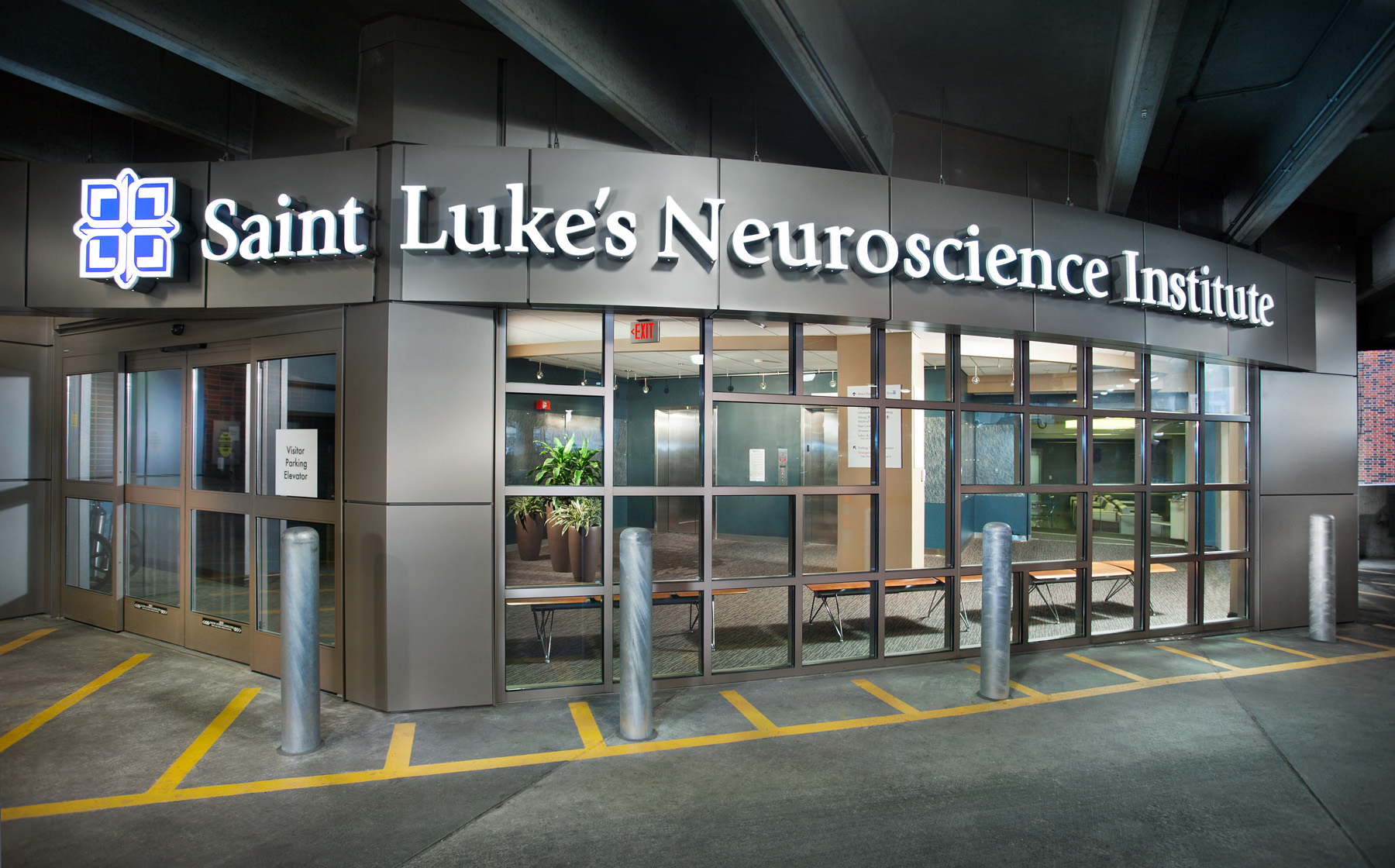 Exterior view of Saint Luke's Neuroscience Institute 