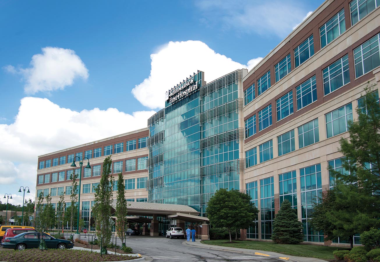 Exterior view of Saint Luke's East Hospital in Lee's Summit, Missouri