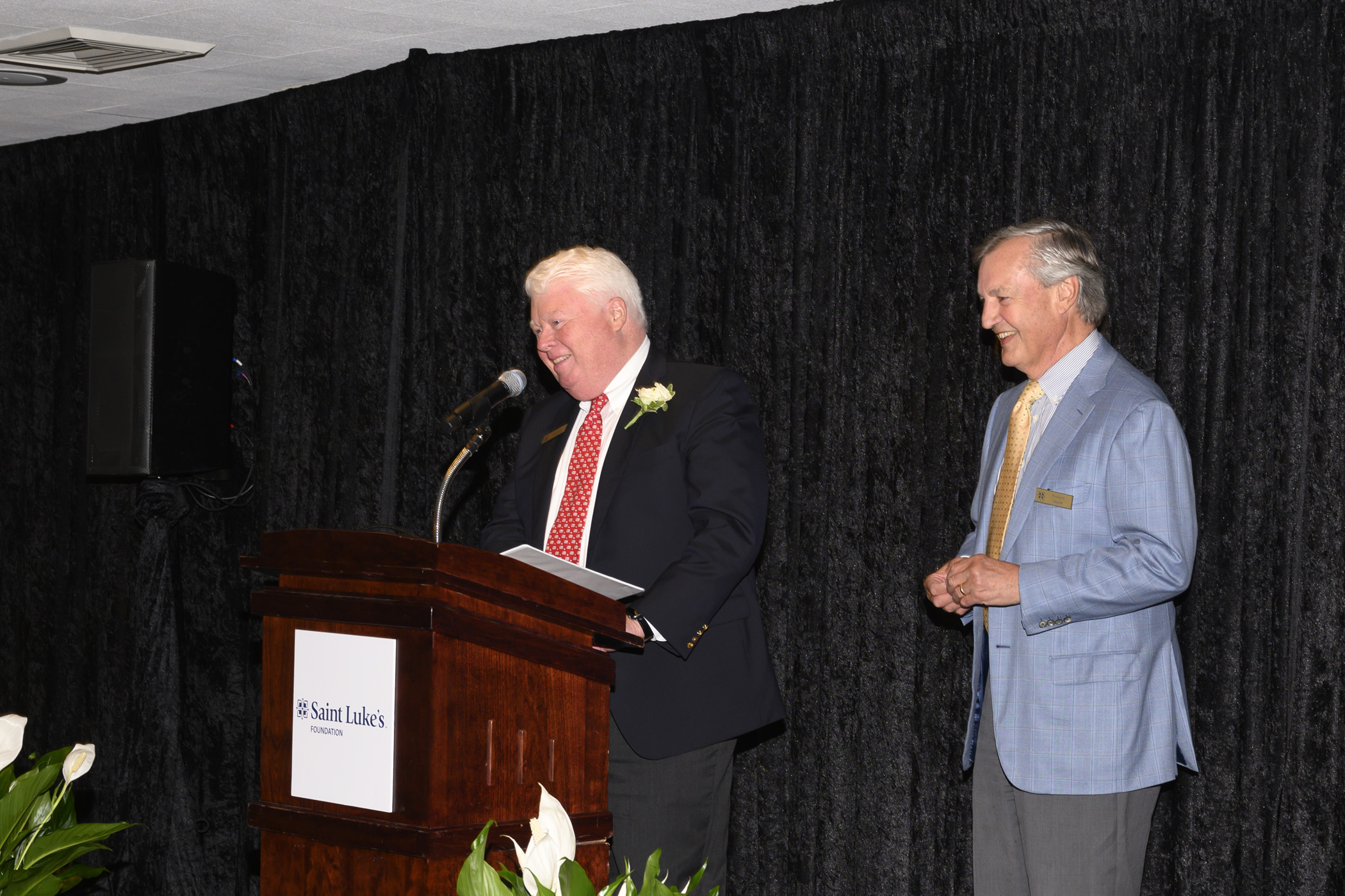 David Gibson accepting the 2019 Foundation Fellow Award