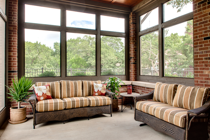 Screened-in porch