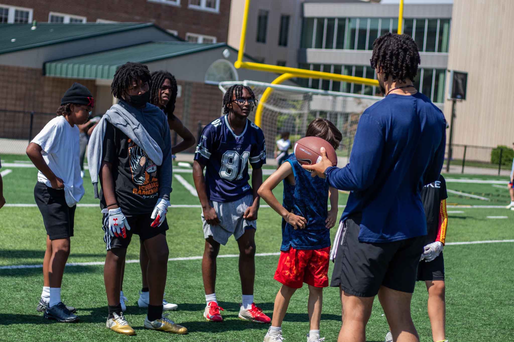 Saint Luke’s employees lead healthy lifestyle and career exploration programs, such as club youth football, as part of our longstanding partnership with the Boys & Girls Clubs of Greater Kansas City.