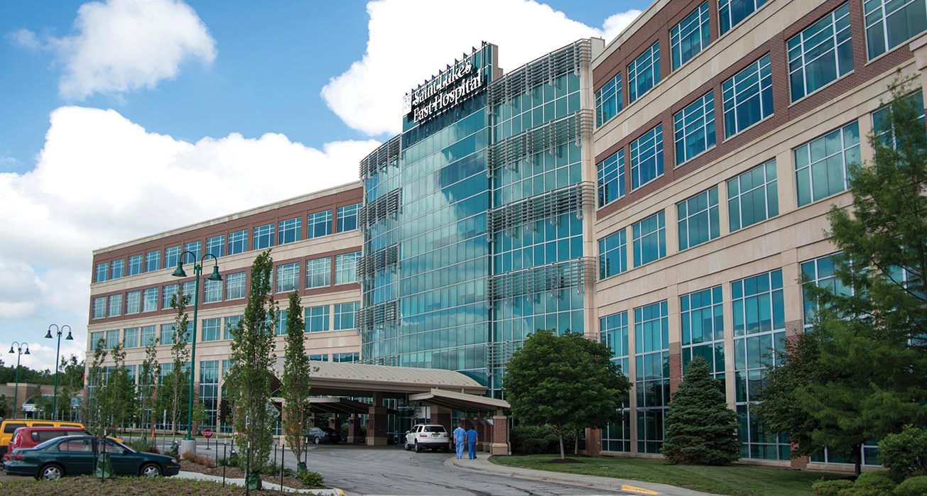 Saint Luke's East Hospital exterior view